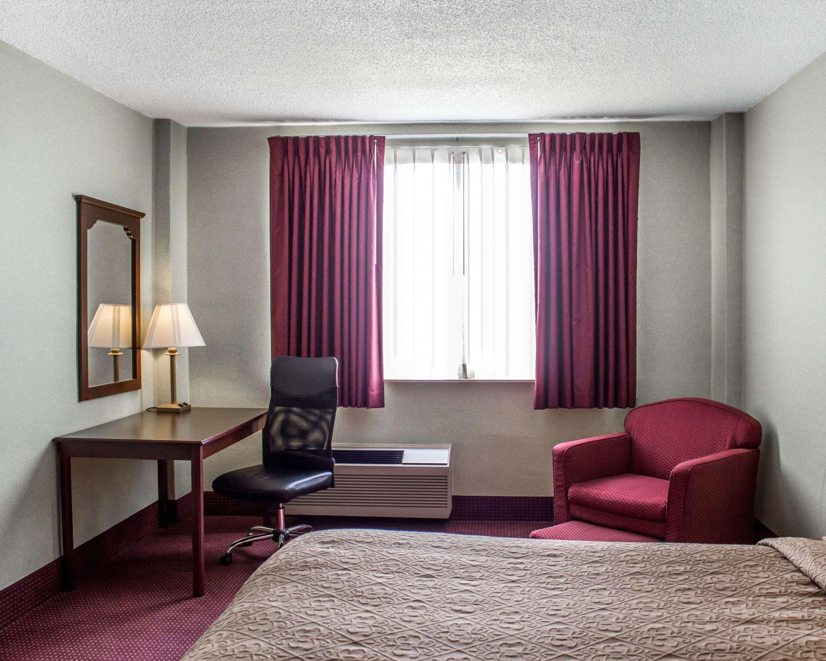 Quality Inn & Conference Center Franklin Exterior photo