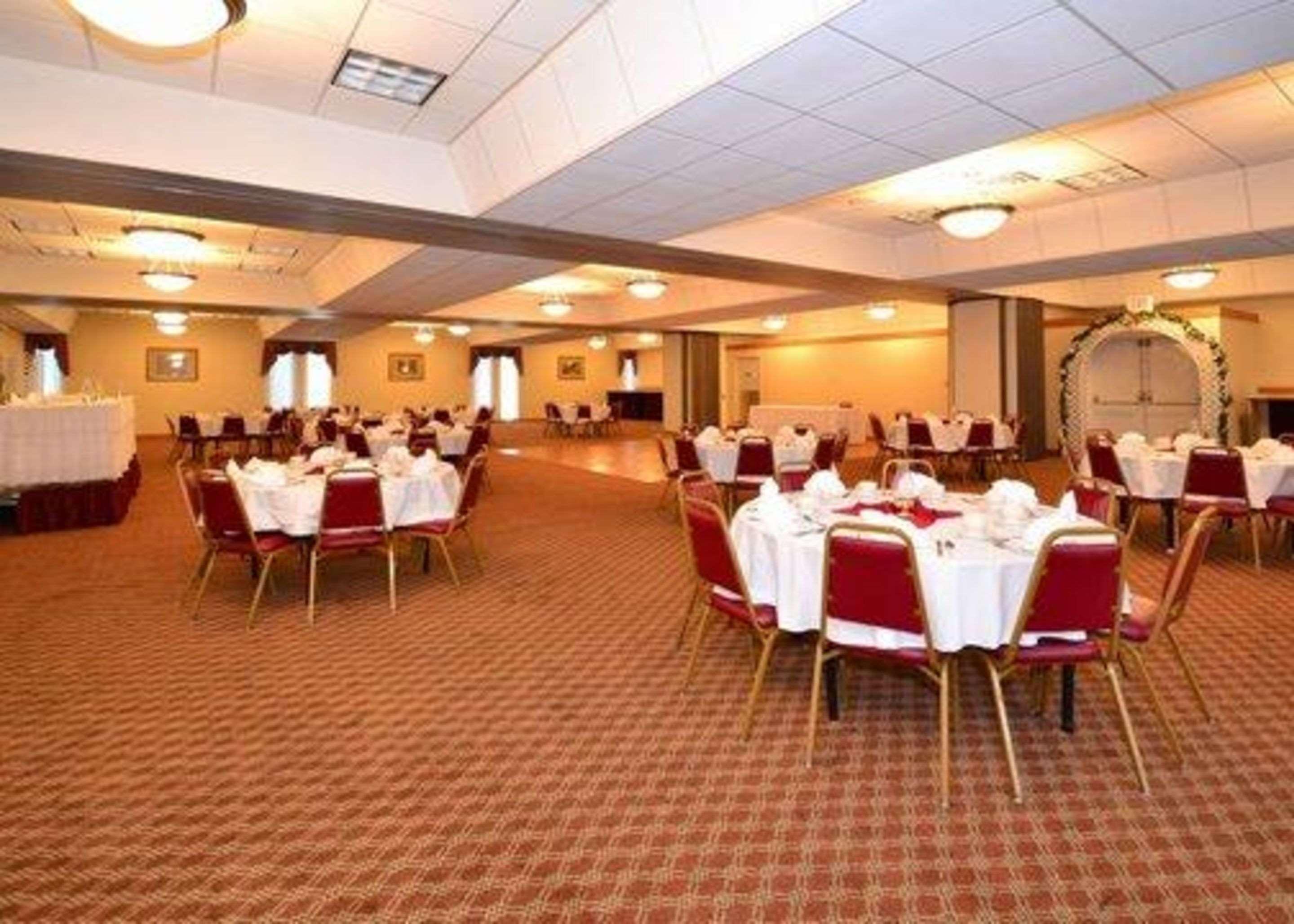 Quality Inn & Conference Center Franklin Exterior photo